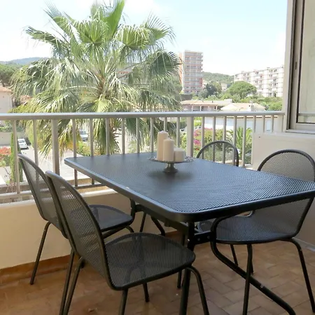 Daire 2 Pieces Climatise Avec Garage, Piscine, Proche Commerces Et Plages - - Fr-1-780-66